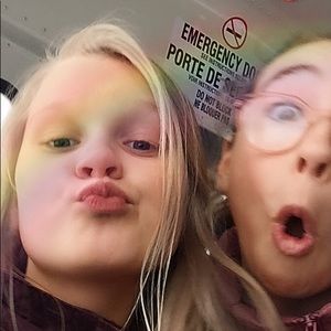 Meet your Posher, Seaka